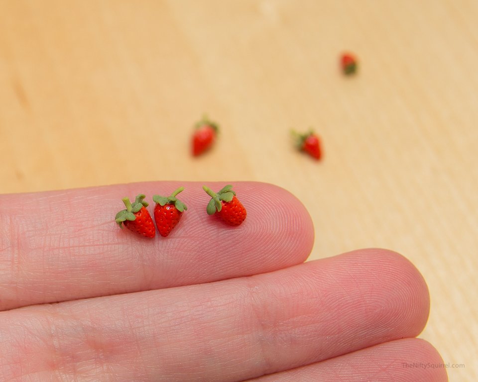 1:12 miniature strawberries on hand